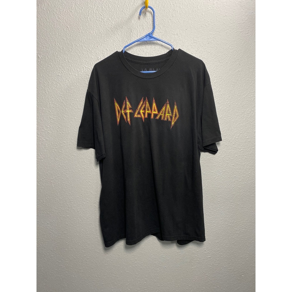 Def Leppard Mens Graphic T-Shirt Black Short Sleeve Band Tee XXL 2021 Bludgeon